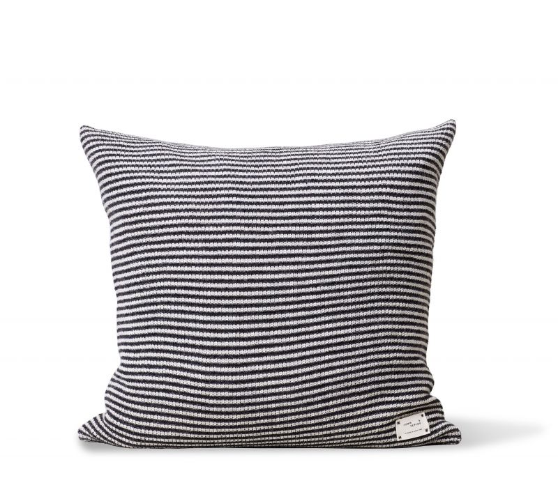 Aymara Cushion Rib Form & Refine